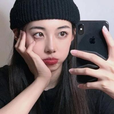 在别处2019